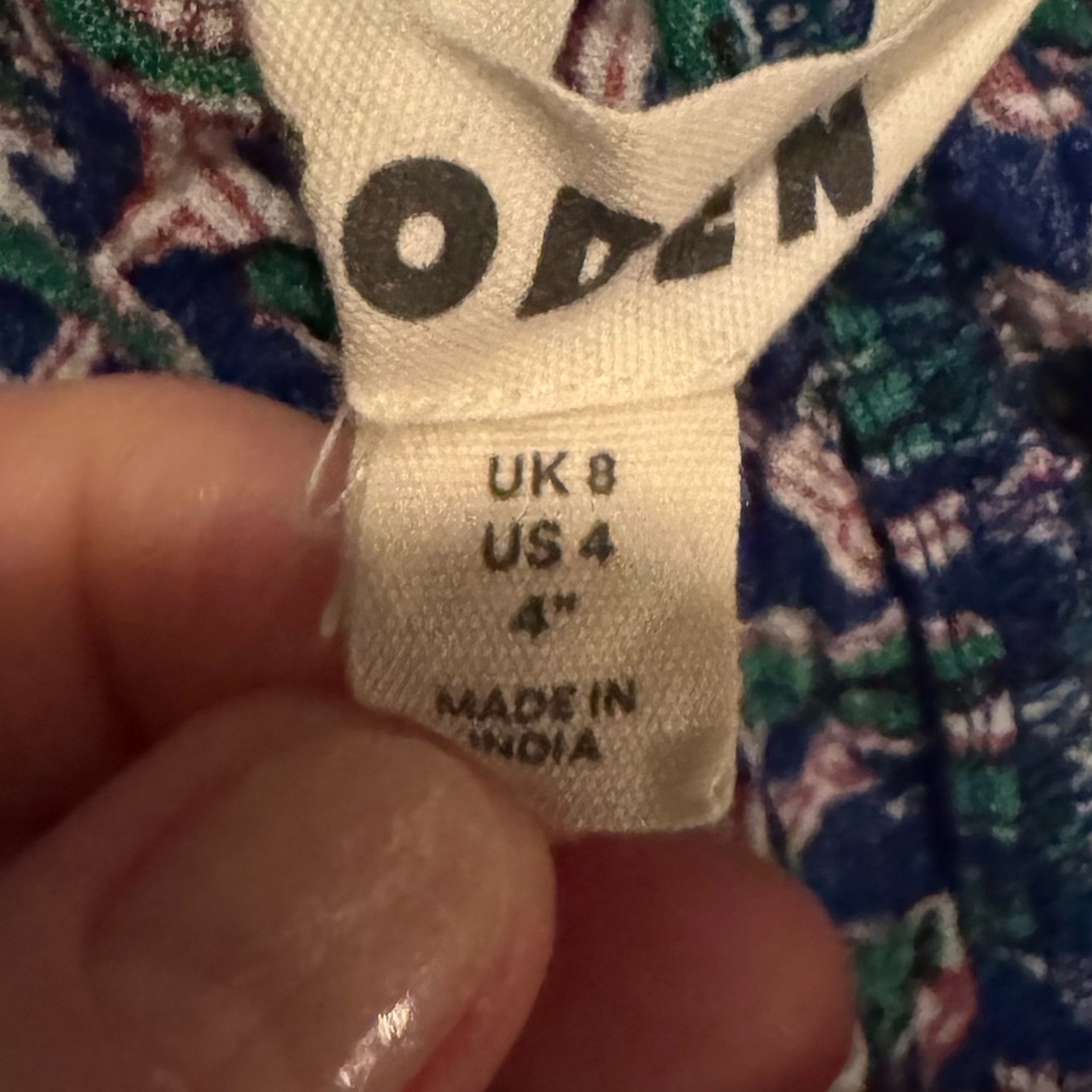 GUC Boden Multicolor Lightweight 4”Shorts - Picture 8 of 12